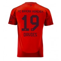 Moški Nogometni dresi Bayern Munich Alphonso Davies #19 Domači 2024-25 Kratek Rokav